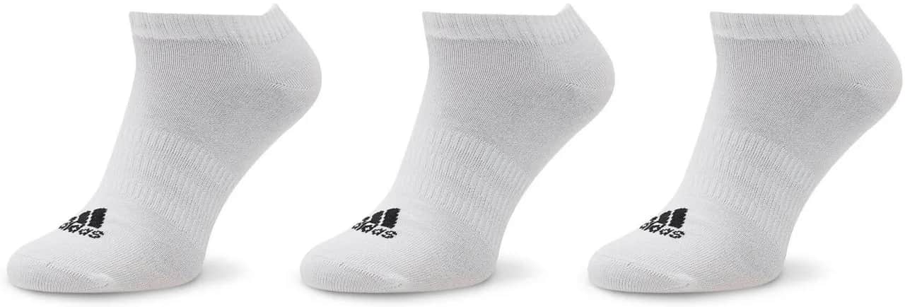 Jakie skarpetki do białych adidasów - unikaj modowych faux pas