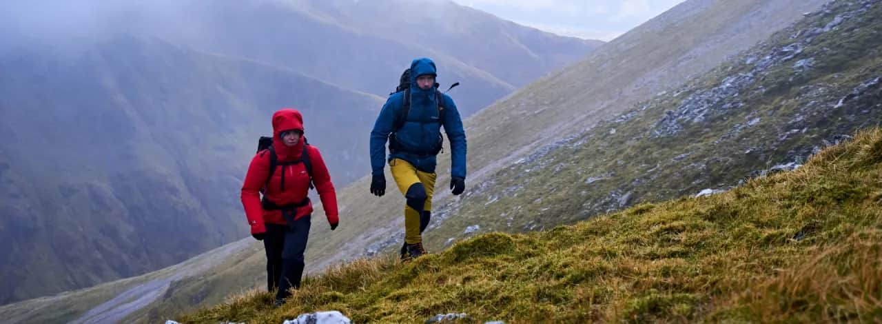 Jakie spodnie w góry wybrać, by uniknąć nieprzyjemności?