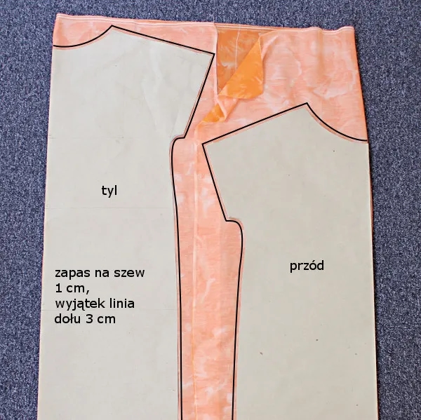 Jak przerobić sukienkę na bluzkę - proste kroki, które zaskoczą