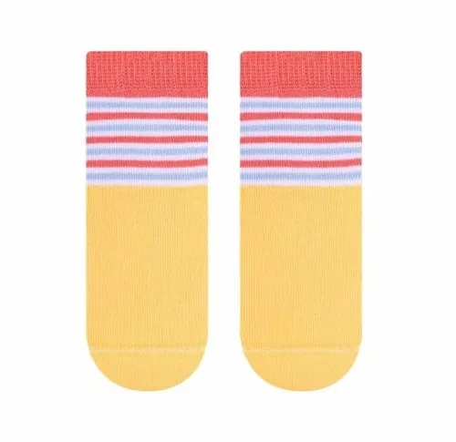 Jakie skarpetki dla noworodka zapewnią komfort i bezpieczeństwo?