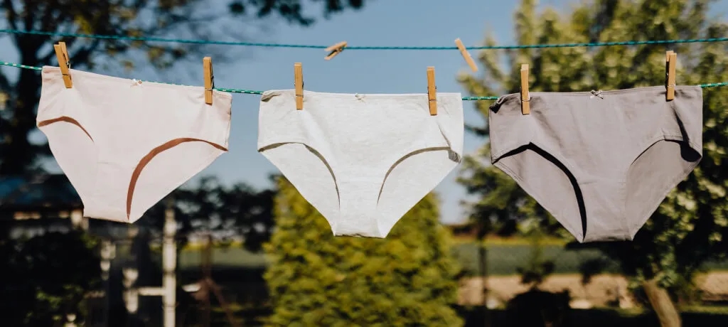 W jakiej temperaturze prać majtki i skarpetki, by ich nie zniszczyć?